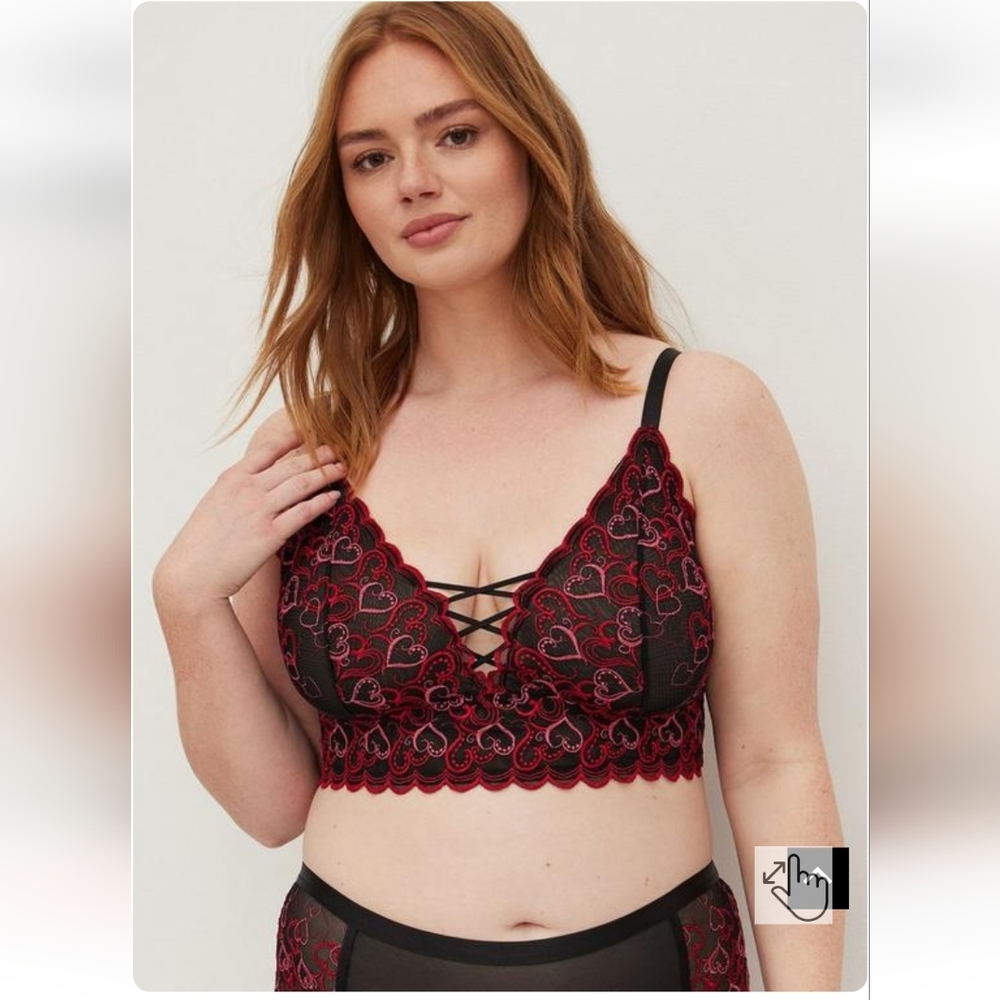 NWT Torrid Bralette - Embroidered Hearts Black 0X❤️